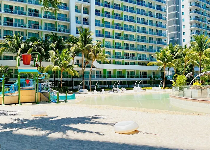 Arya's Staycation - Azure Resort